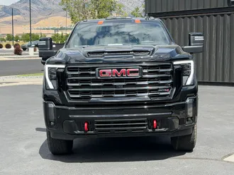 2024 GMC Sierra 3500HD photo 3