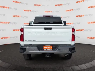 2025 Chevrolet Silverado 2500HD photo 4