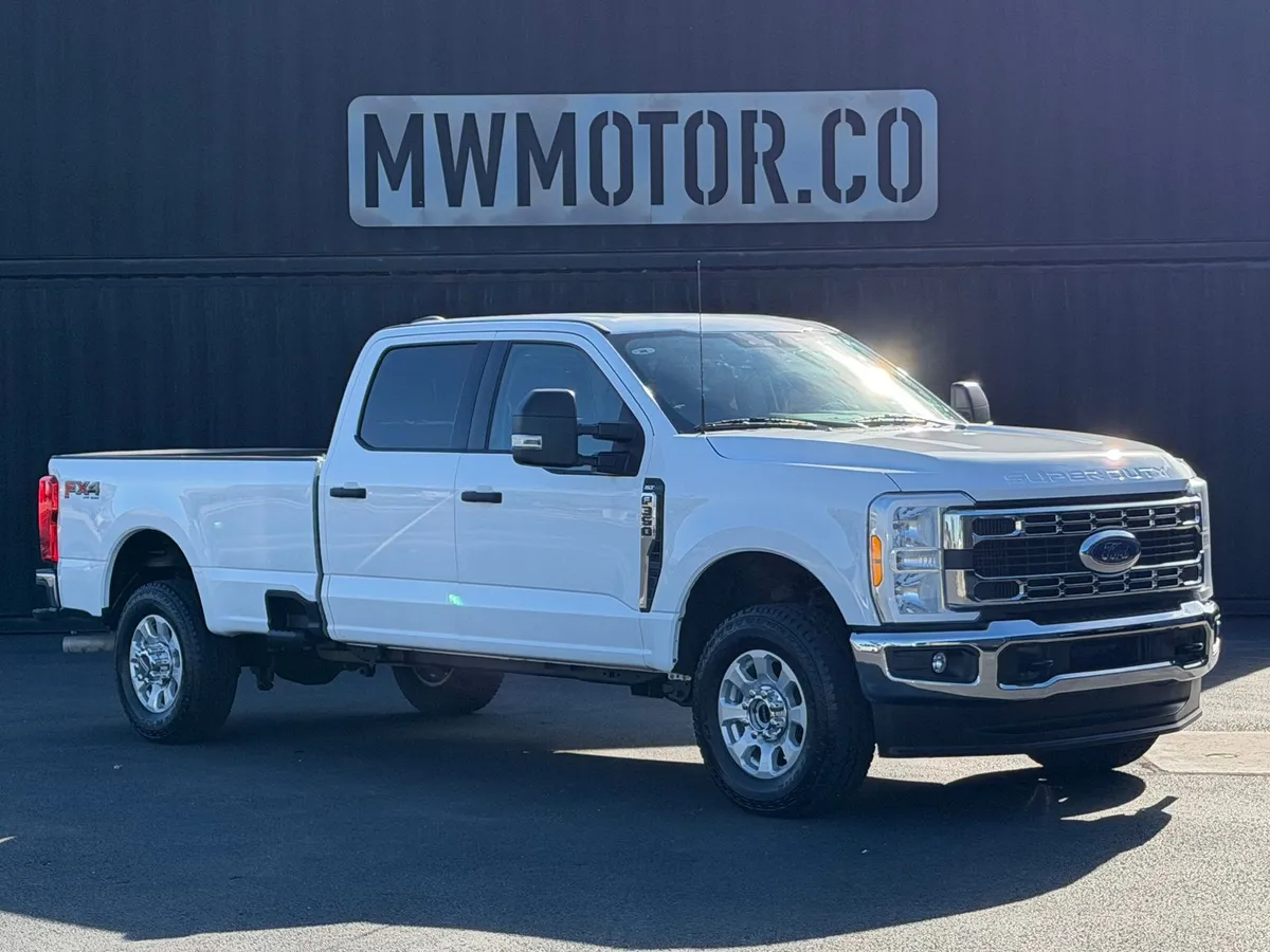 2023 Ford F-350SD XLT