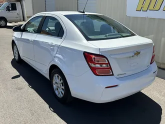 2017 Chevrolet Sonic photo 2