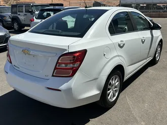 2017 Chevrolet Sonic photo 3