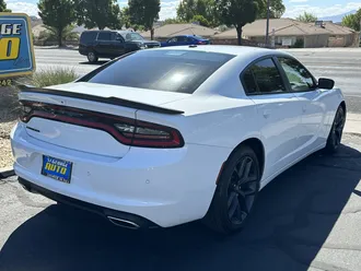 2021 Dodge Charger photo 4