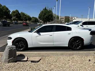 2021 Dodge Charger photo 7