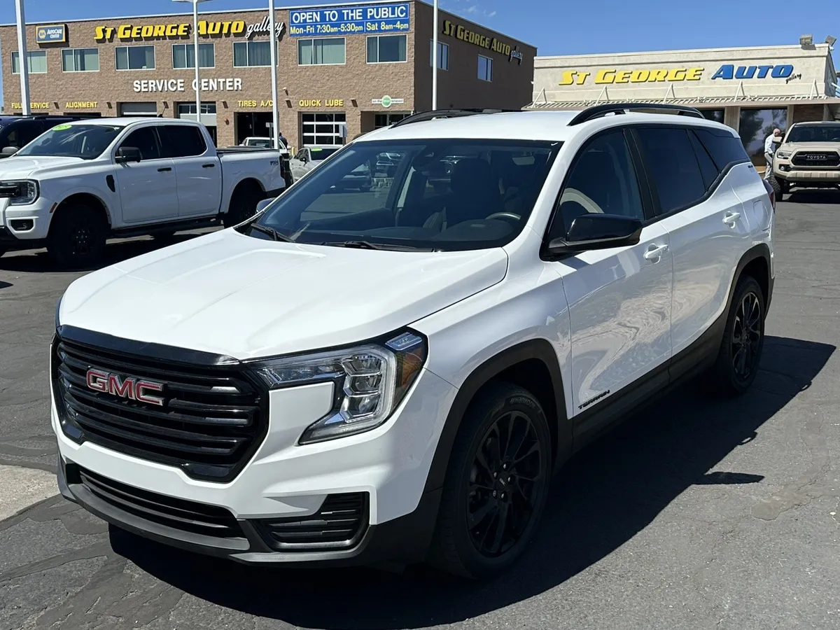 2023 GMC Terrain SLE