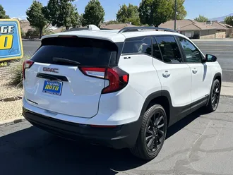 2023 GMC Terrain photo 4