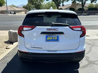 2023 GMC Terrain photo 5