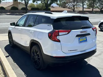 2023 GMC Terrain photo 6