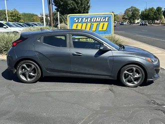 2019 Hyundai Veloster photo 3