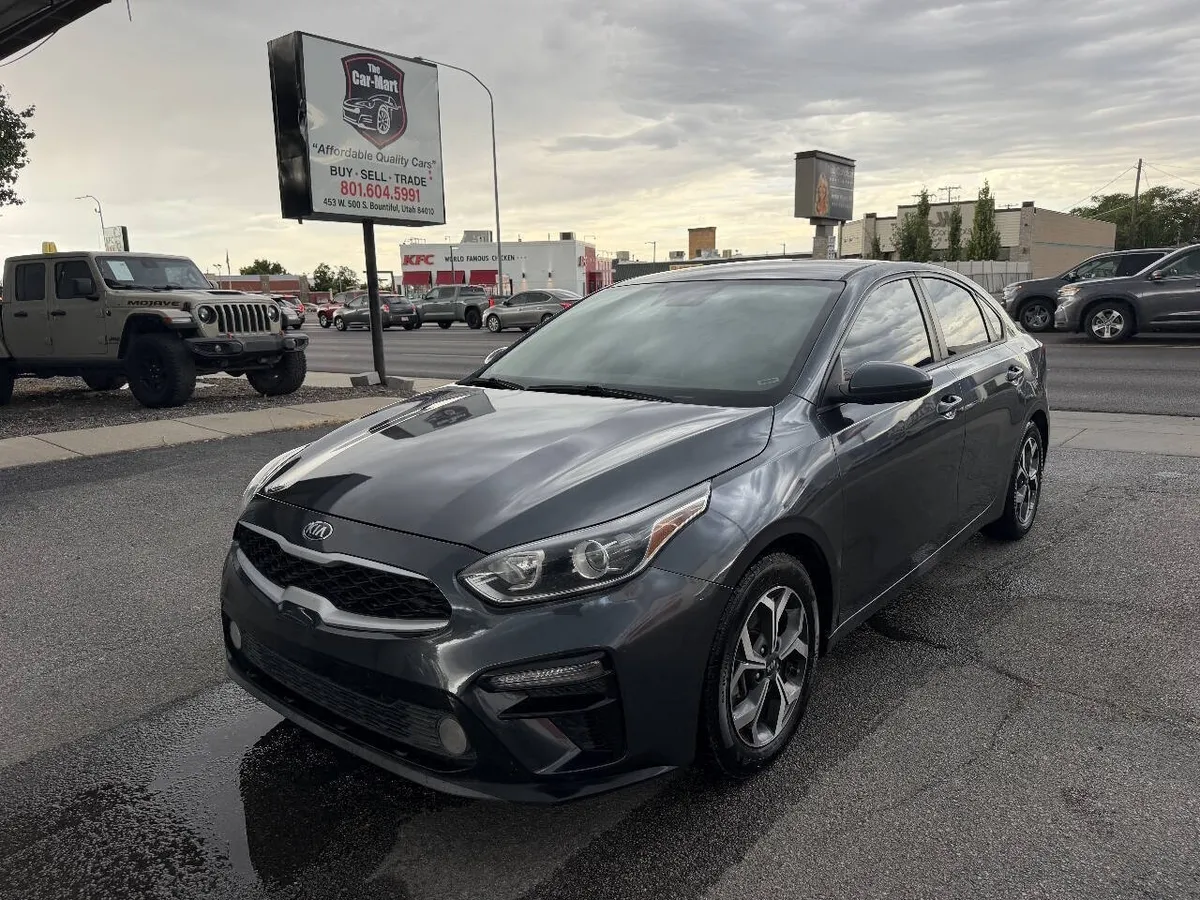 2019 Kia Forte LXS 4dr Sedan