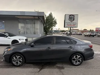 2019 Kia Forte photo 2