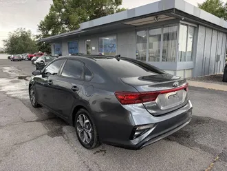 2019 Kia Forte photo 3