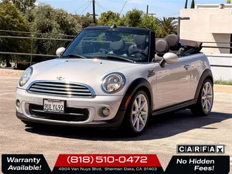 2014 MINI Convertible photo 3