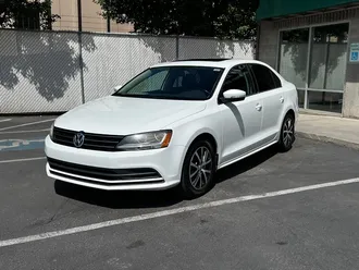 2017 Volkswagen Jetta 1.4T SE photo 3