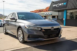 2018 Honda Accord photo 2