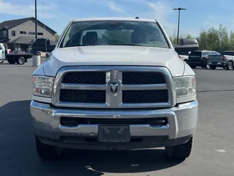 2018 Ram 3500 photo 2