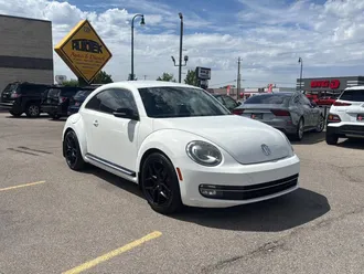 2012 Volkswagen Beetle photo 3