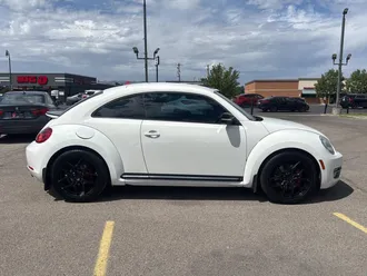 2012 Volkswagen Beetle photo 4