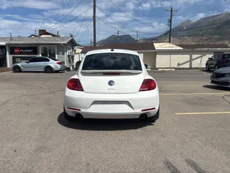2012 Volkswagen Beetle photo 6