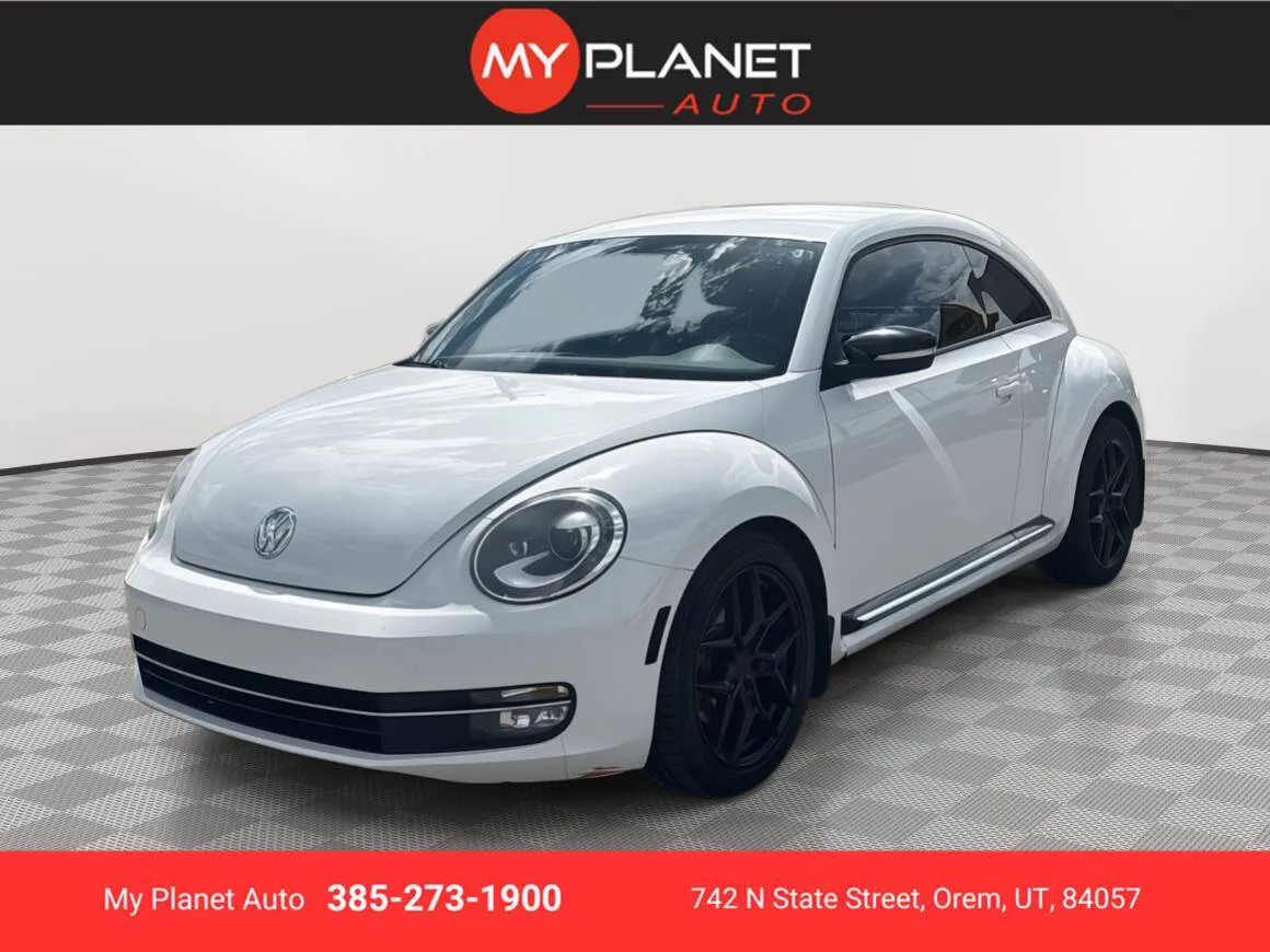 2012 Volkswagen Beetle 2.0T Turbo w/Sound/Nav PZEV