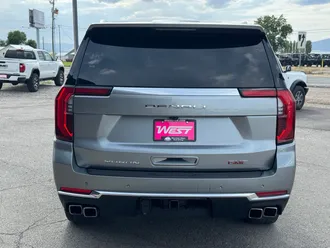 2025 GMC Yukon XL photo 7