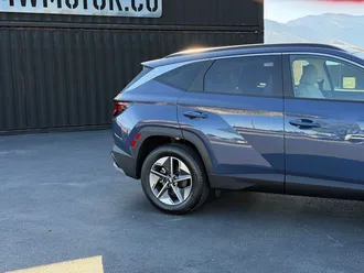 2025 Hyundai Tucson photo 4