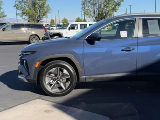 2025 Hyundai Tucson photo 7