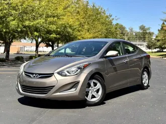 2014 Hyundai Elantra photo 2