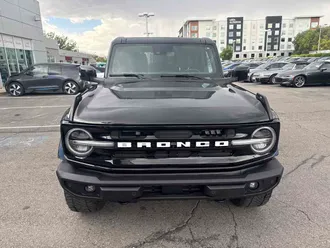 2021 Ford Bronco photo 3