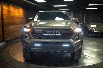 2025 TOYOTA TACOMA photo 4