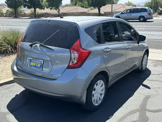 2015 Nissan Versa Note photo 3