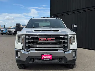 2023 Chevrolet Silverado 1500 photo 2