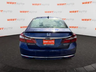 2017 Honda Accord Hybrid photo 4