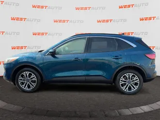 2020 Ford Escape photo 2