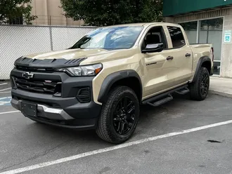 2024 Chevrolet Colorado Trail Boss photo 3