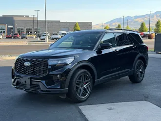 2025 Ford Explorer photo 7