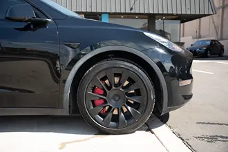 Model Y 4
