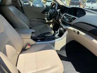 2015 Honda Accord photo 7
