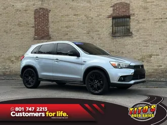 2017 Mitsubishi Outlander Sport photo 2