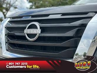 2022 Nissan Pathfinder photo 4