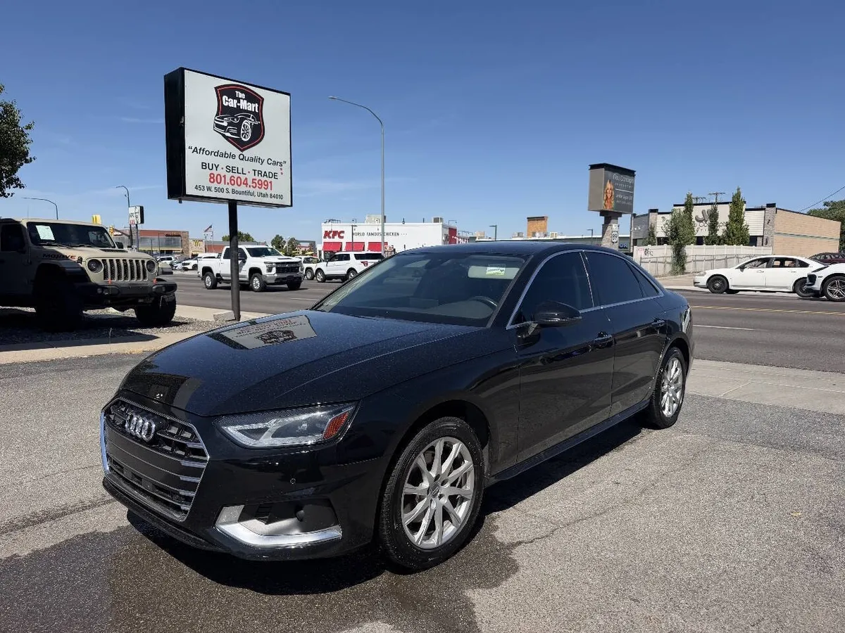 2021 Audi A4 quattro Premium 40 TFSI AWD 4dr Sedan