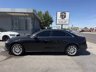 2021 Audi A4 photo 2