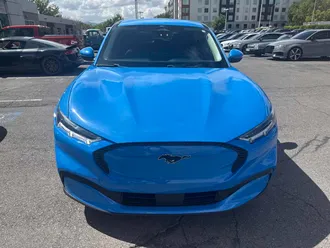 2022 Ford Mustang Mach-E photo 3