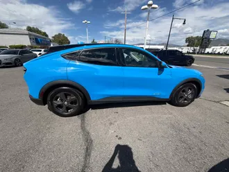 2022 Ford Mustang Mach-E photo 5