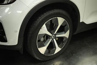 2023 VOLVO XC40 photo 4
