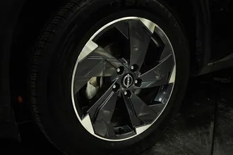 2024 NISSAN ROGUE photo 3