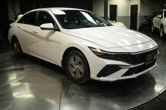 2025 HYUNDAI ELANTRA photo 5