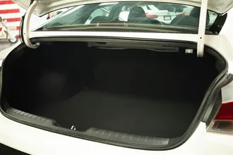 2025 HYUNDAI ELANTRA photo 7
