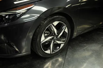 2021 HYUNDAI ELANTRA photo 4