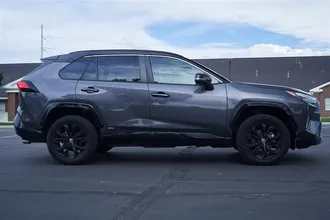 2022 TOYOTA RAV4 photo 4