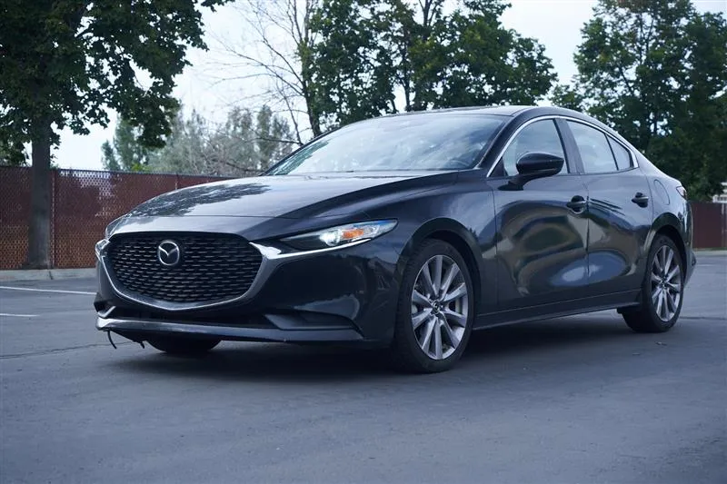 2021 MAZDA Mazda3 Select
